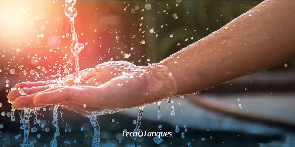 mantener-agua-almacenada-en-buen-estado